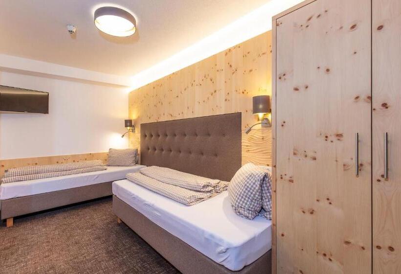 דירת שני חדרים, Vizensn Living