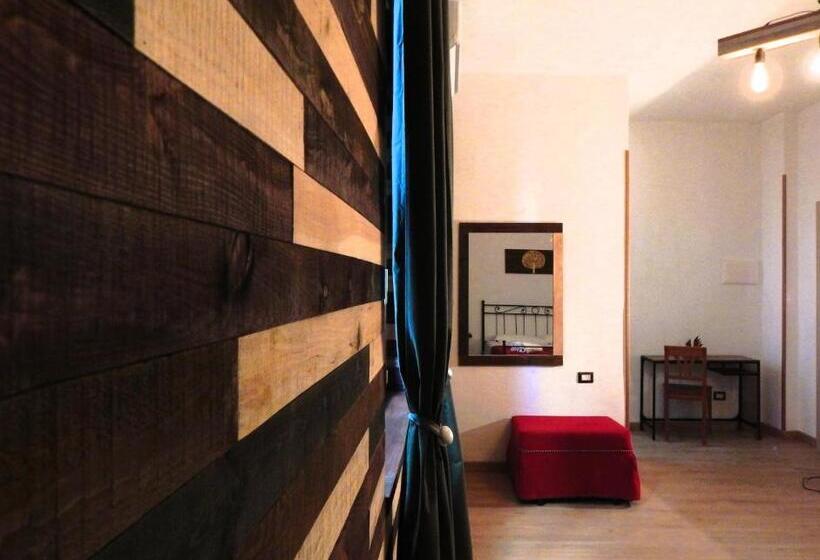 스탠다드 트리플 룸, Camurria