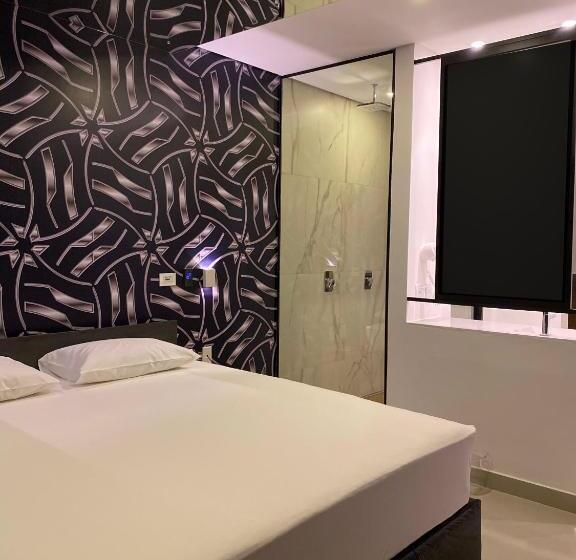 キングサイズベッドのスイートルーム, Drops Motel Manaus