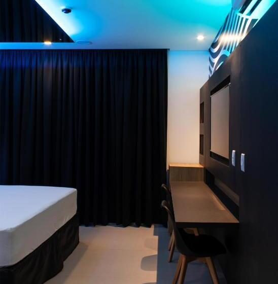 سوئیت با تخت بزرگ, Drops Motel Manaus