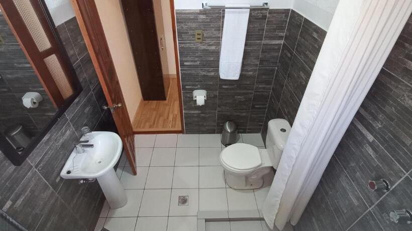 اتاق استاندارد یک نفره, Cesare