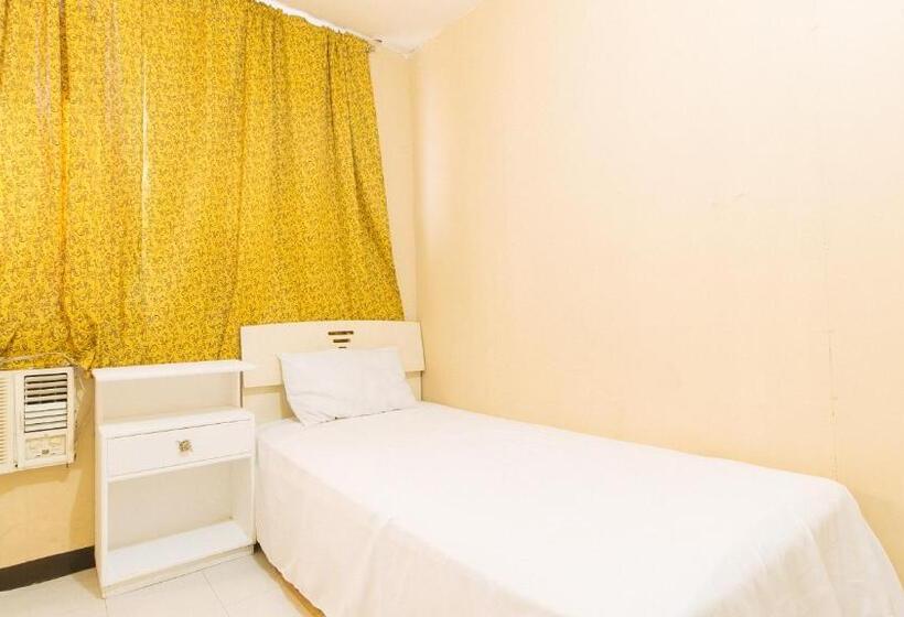 اتاق استاندارد یک نفره, Cristian Jay Dormitory By Reddoorz