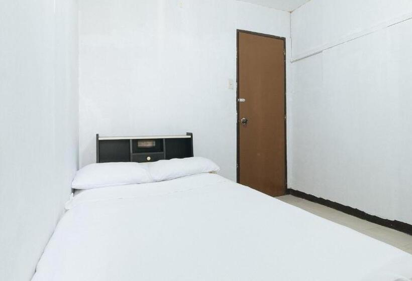 스탠다드 룸, Cristian Jay Dormitory By Reddoorz