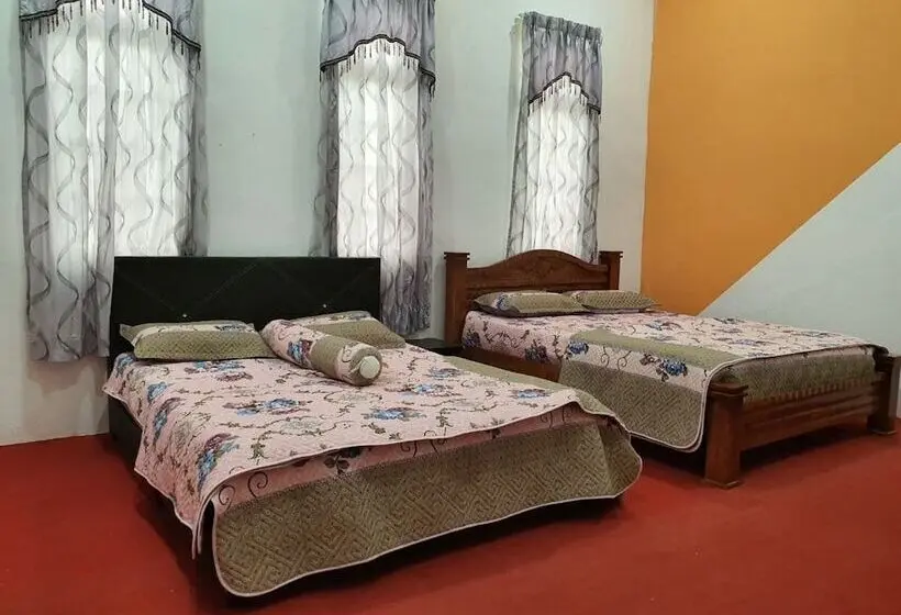 Perhesviitti, Oyo 90404 Z Dirgahayu 313