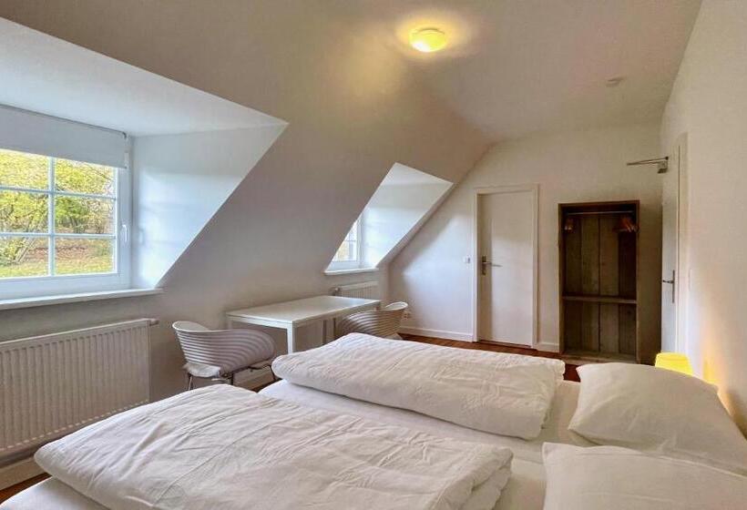 Номер Стандарт, Die Strumpffabrik   Guesthouse