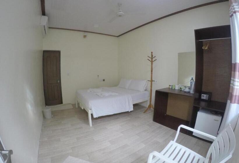 اتاق لوکس سه تخته, Konut By Thakuru