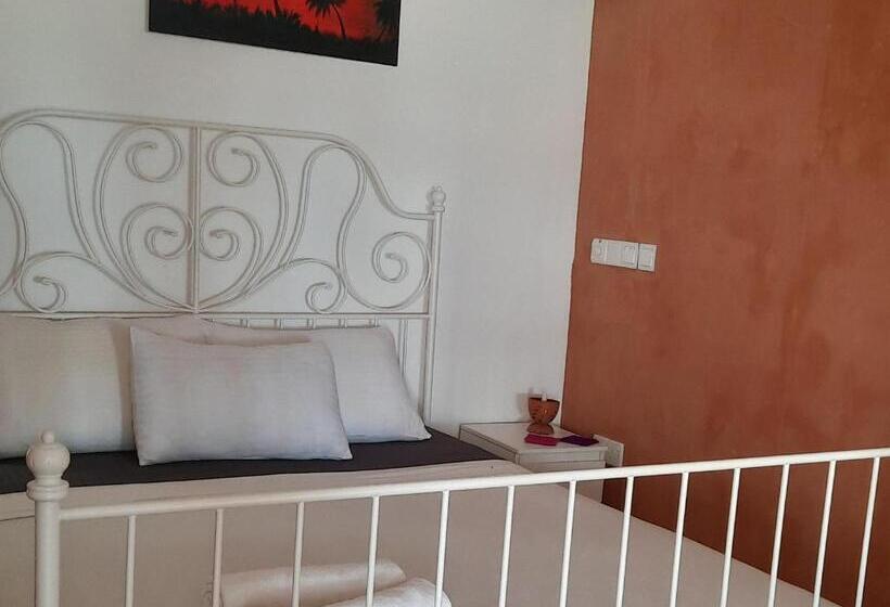 חדר סטנדרט נוף לים, La Vira Beach Villa