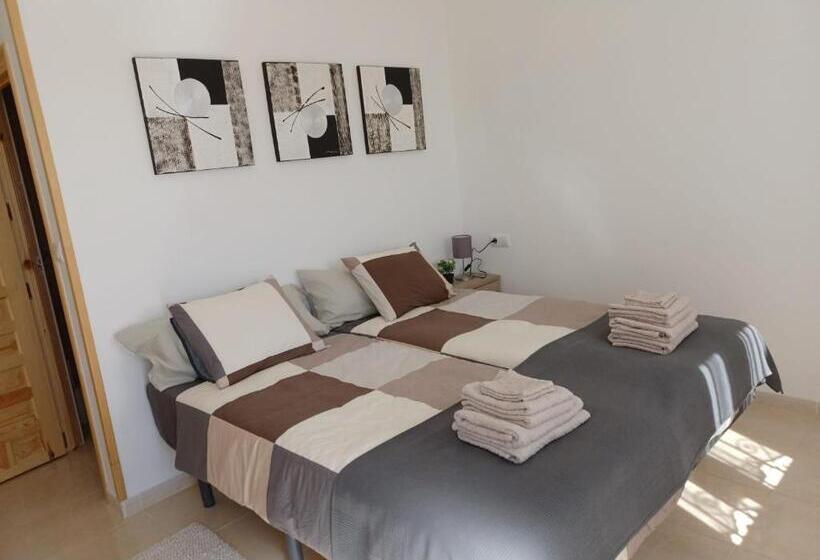 חדר אקונומי, B&b Casa Blanca Oria