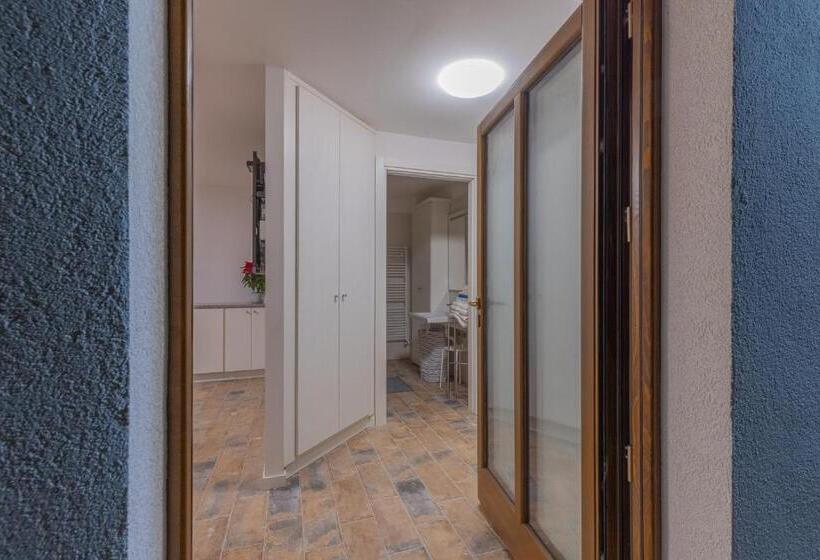 标准工作室, Agriturismo Fare Bio