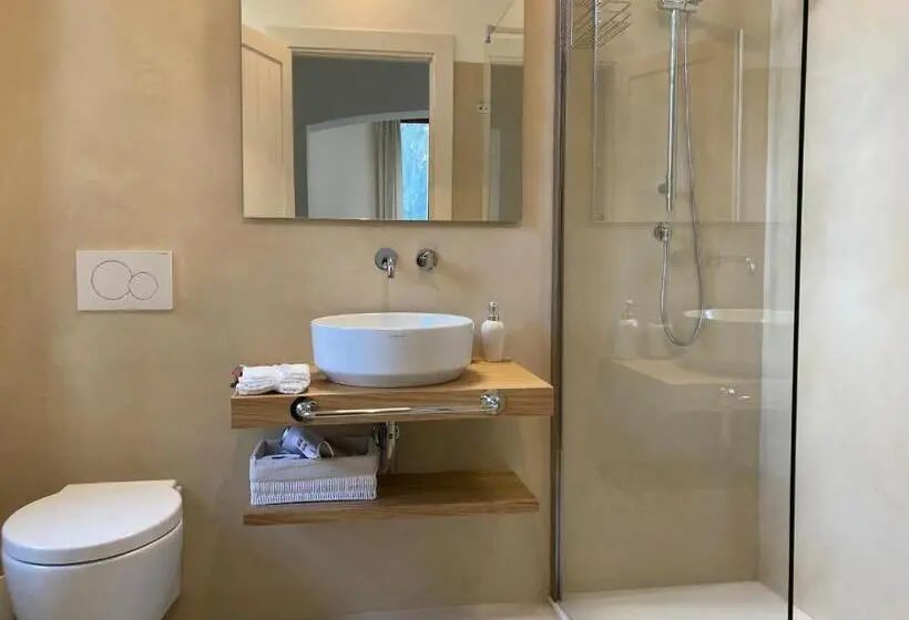 Standard Kolmen Hengen Huone, Villa Lina