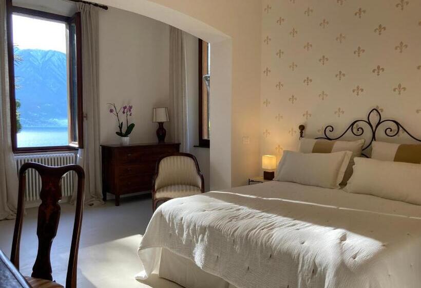 غرفة قياسية ثلاثية, Villa Lina