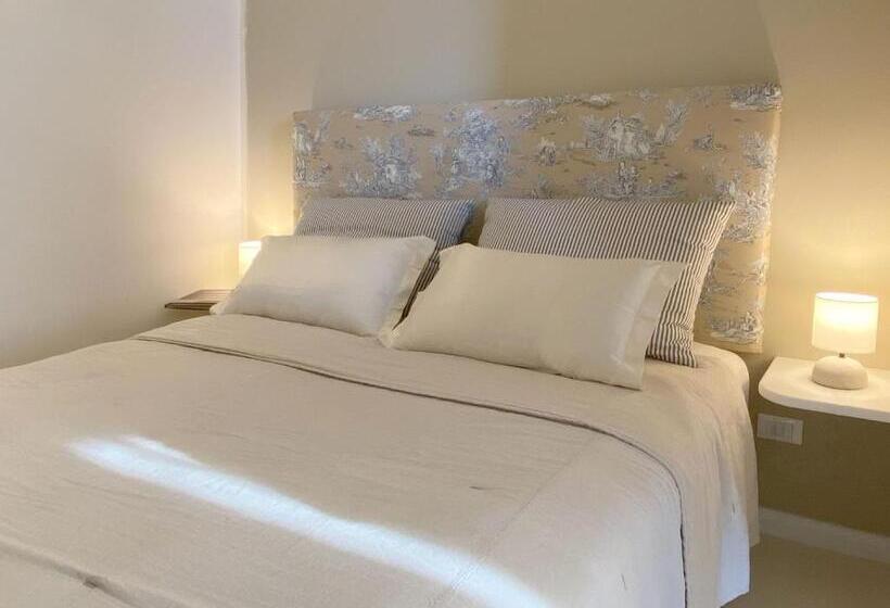 غرفة قياسية مطلّة علي البحيرة, Villa Lina