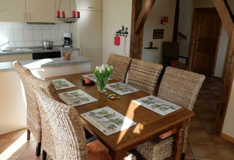 Апартаменты 1 Спальня с Террасой, Ferienwohnung Innenhof