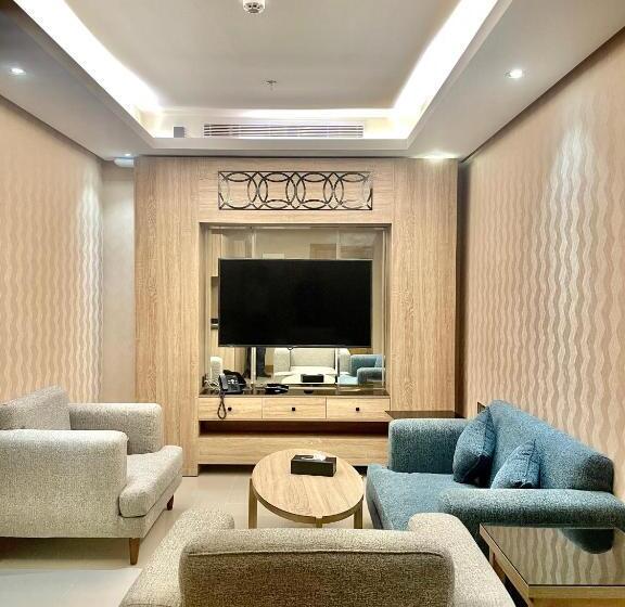 سوییت خانوادگی, Mirnian