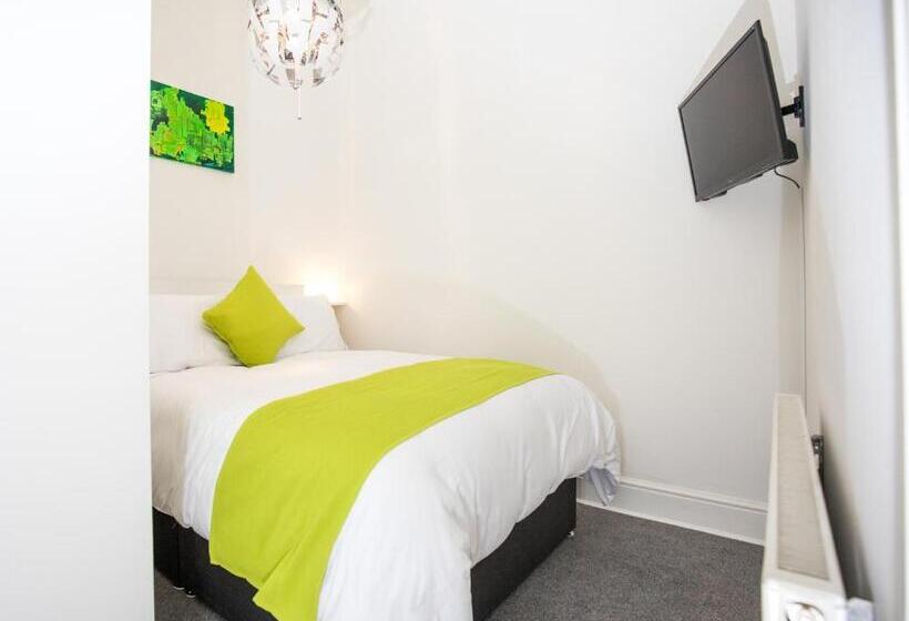 スタンダードルーム, The Tiger Inn