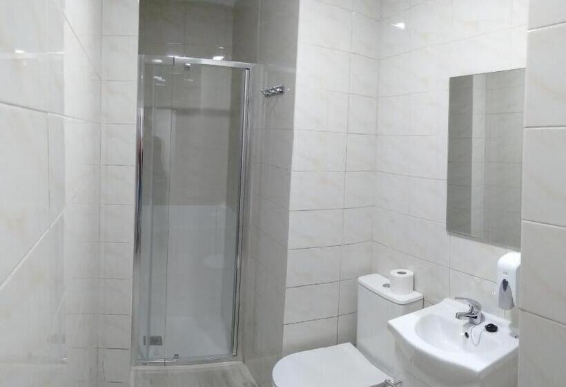 اتاق استاندارد با سرویس بهداشتی مشترک, Hostal Noche Y Dia