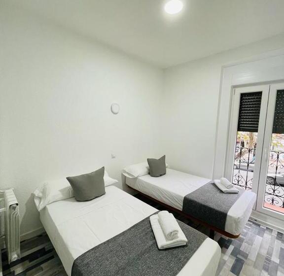 اتاق استاندارد با سرویس بهداشتی مشترک, Hostal Noche Y Dia