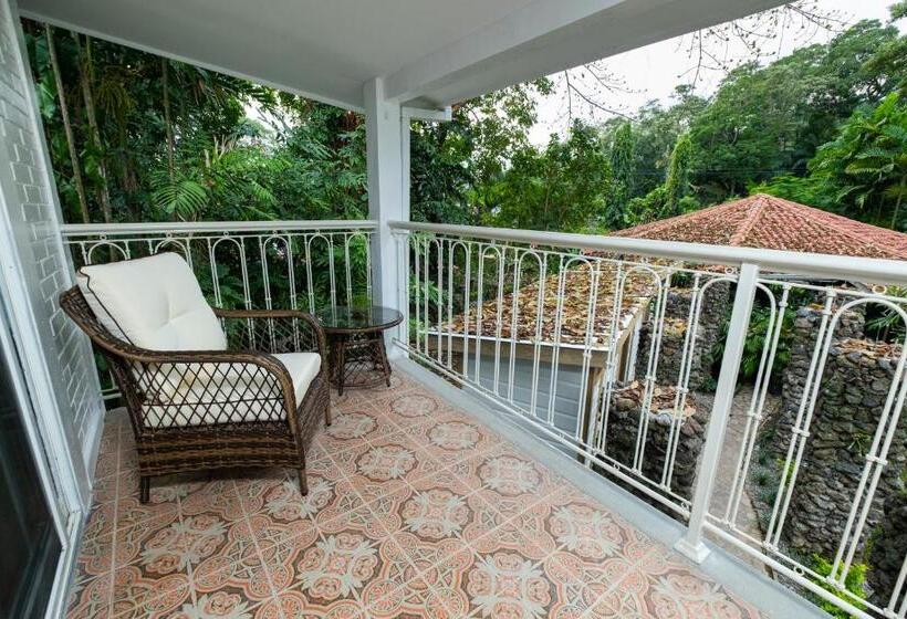 سوئیت با تخت بزرگ, Angeli Gardens Boutique