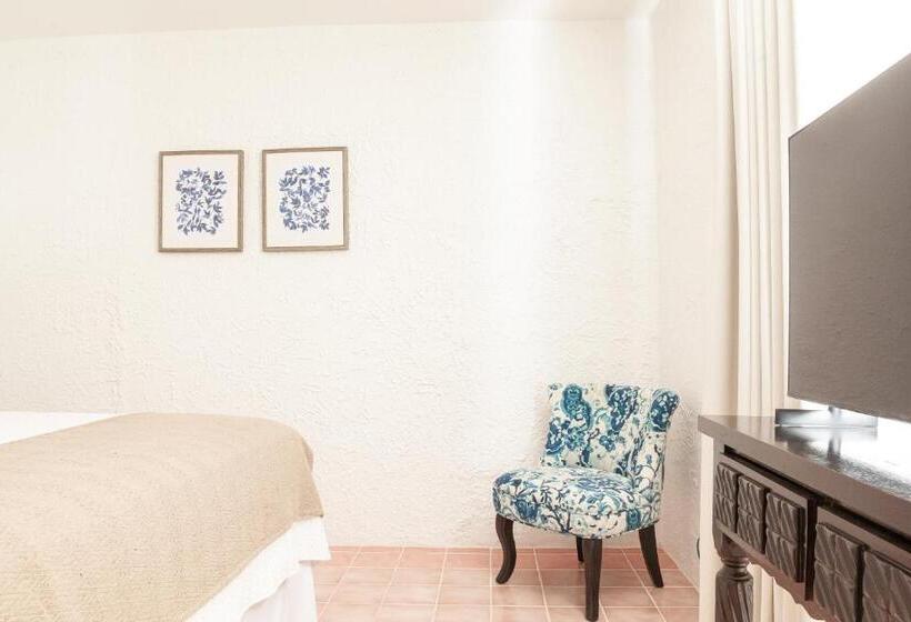 اتاق لوکس با تخت بزرگ, Angeli Gardens Boutique