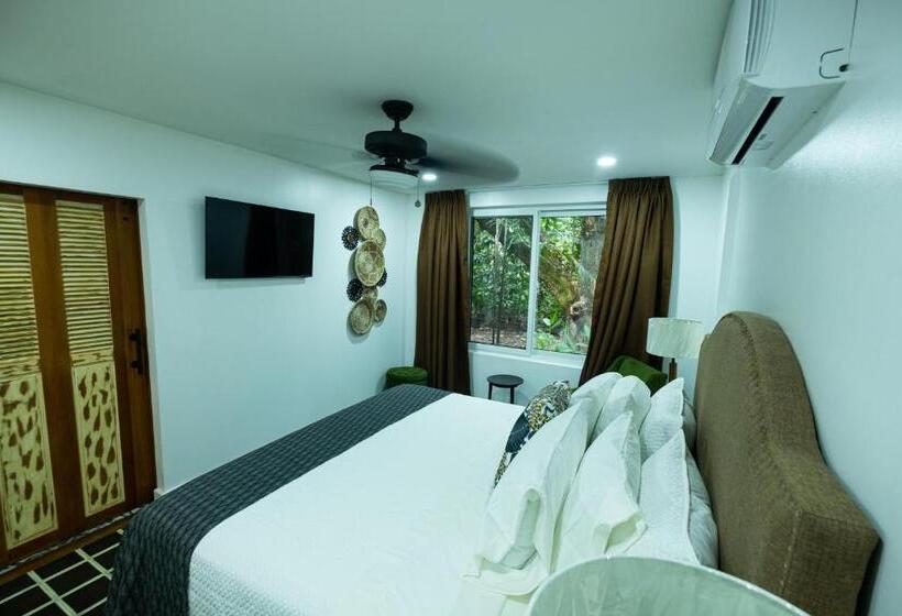 اتاق استاندارد با تخت بزرگ, Angeli Gardens Boutique