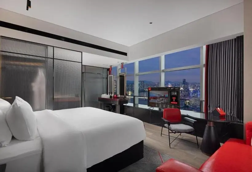 اتاق استاندارد با چشم‌انداز رودخانه, Radisson Red Hotel Zhuhai Gongbei Port