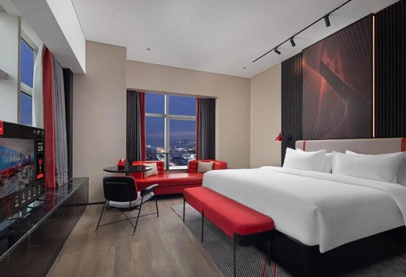 غرفة قياسية مطلّة علي النهر, Radisson Red Hotel Zhuhai Gongbei Port