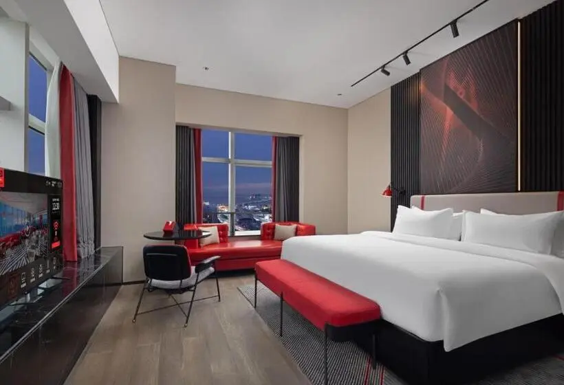 اتاق استاندارد با چشم‌انداز رودخانه, Radisson Red Hotel Zhuhai Gongbei Port