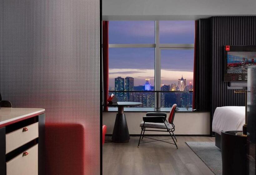 スタンダードスタジオ, Radisson Red Hotel Zhuhai Gongbei Port