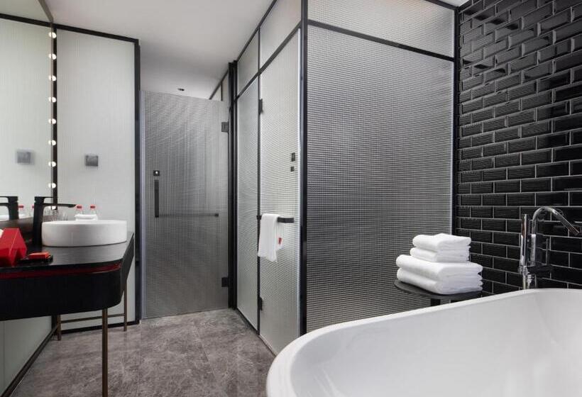 エクゼクティブスイート, Radisson Red Hotel Zhuhai Gongbei Port
