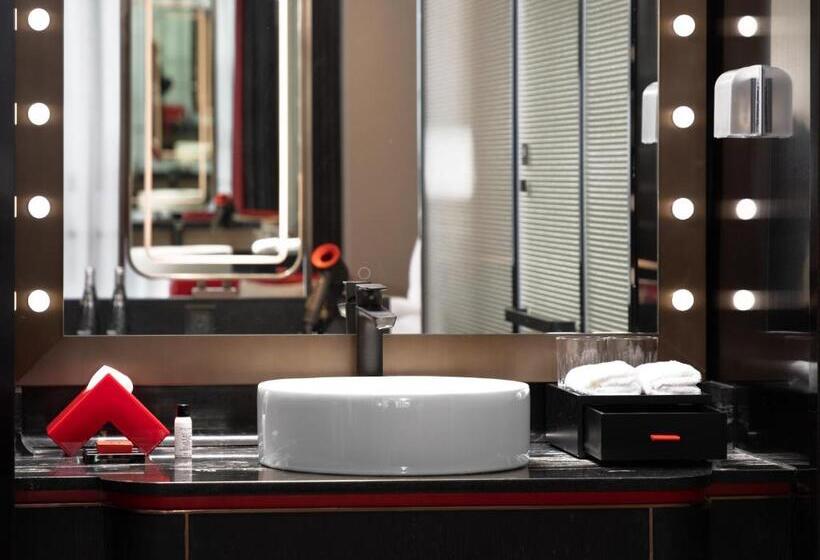 غرفة قياسية, Radisson Red Hotel Zhuhai Gongbei Port