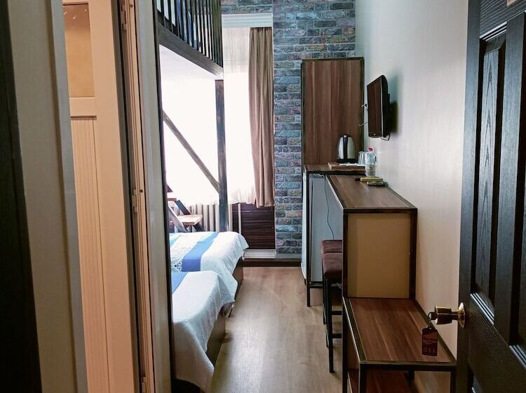 اتاق استاندارد سه نفره, The Time Hotel Adana