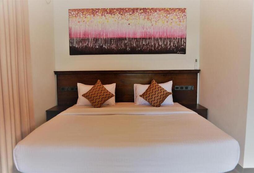 Standardzimmer mit Poolblick, Villa Maria