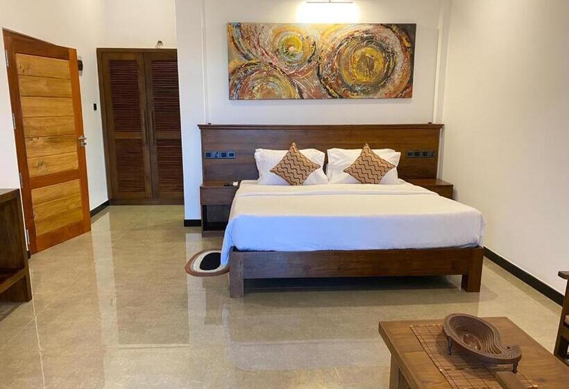 1 Schlafzimmer Apartment Untergeschoss, Villa Maria