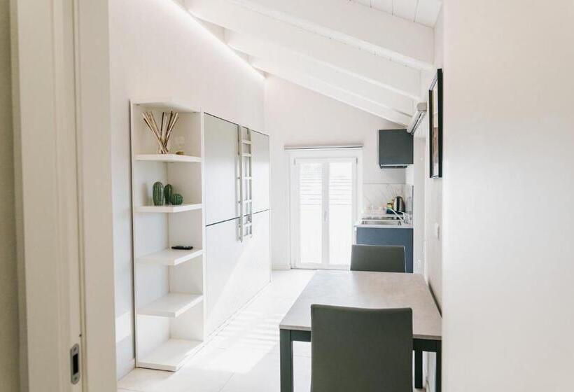 带大床的标准间, La Tenuta Di Santo Stefano Agri Resort & Spa