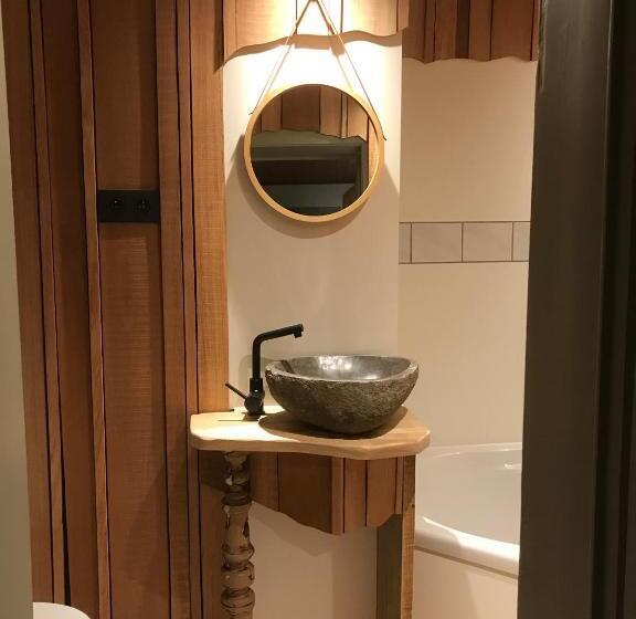 غرفة قياسية, Bois & Repos