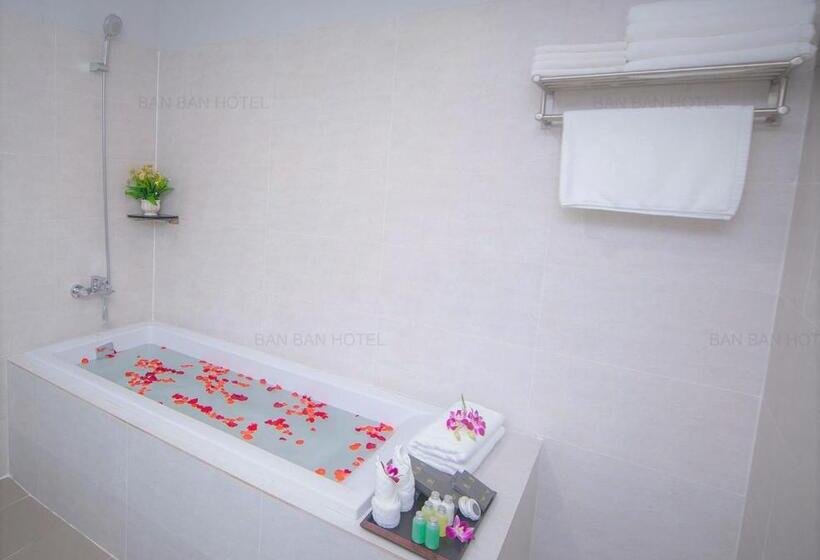 סוויטה משפחתית, Ban Ban