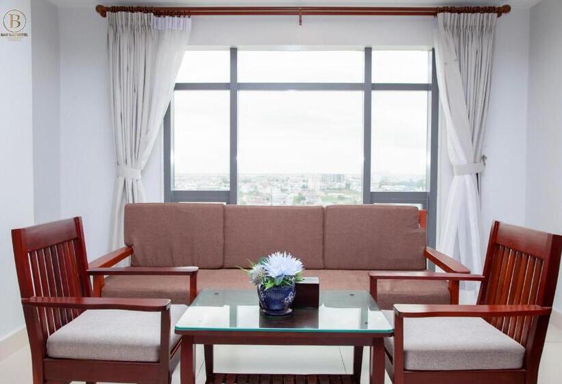 סוויטה משפחתית, Ban Ban