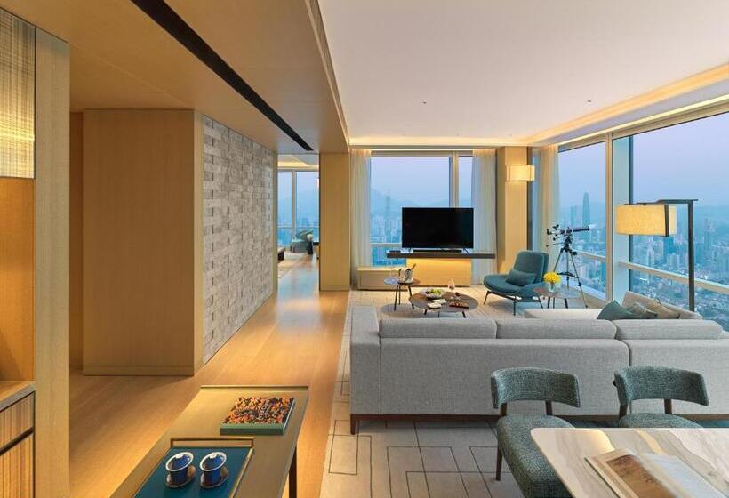 Люкс Deluxe Кровать Кинг, Mandarin Oriental Shenzhen