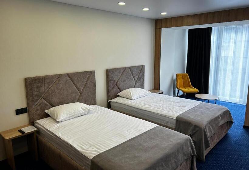 高级大房间, Optima Collection Kamianske