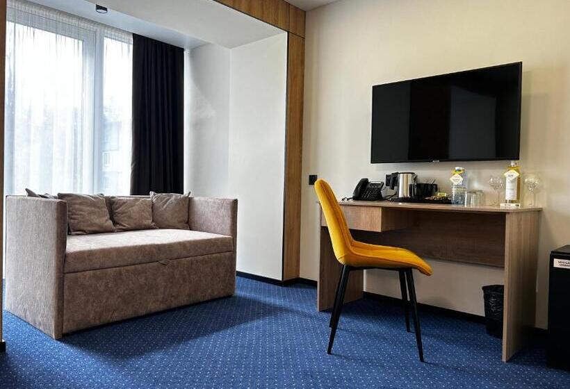 高级大房间, Optima Collection Kamianske