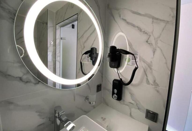 豪华房间, Optima Collection Kamianske