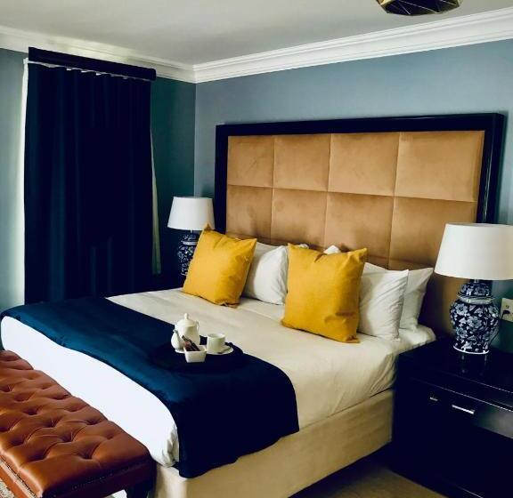 סוויטה דלוקס, Sasavona Boutique