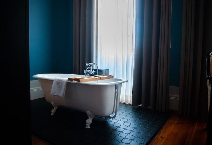 프리미엄 룸, Torel Royal Court