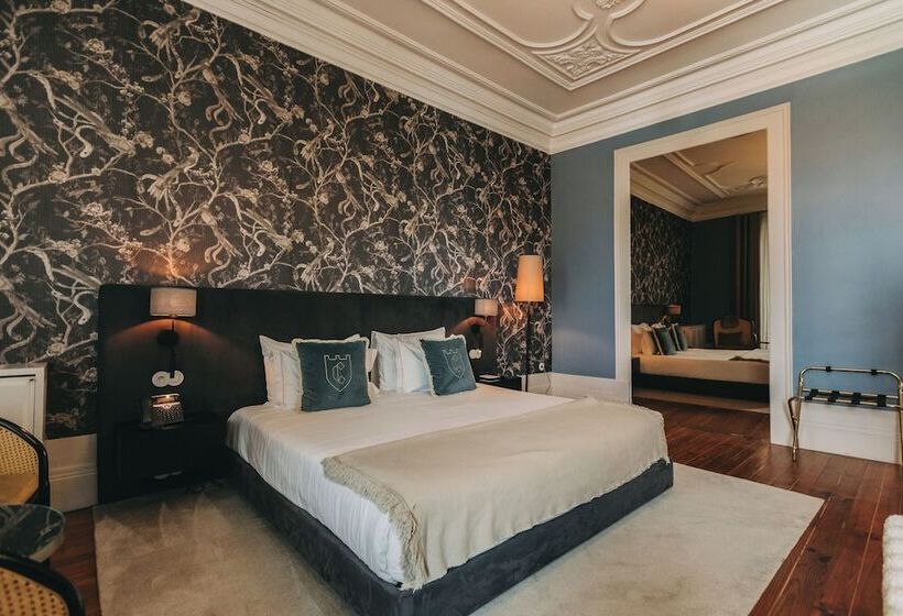 로얄 룸, Torel Royal Court