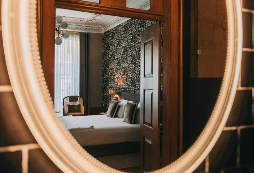 스탠다드 룸, Torel Royal Court