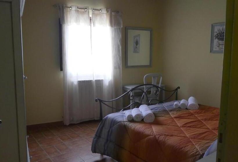 침실 3개 주택, Agriturismo I Casali Di Morro