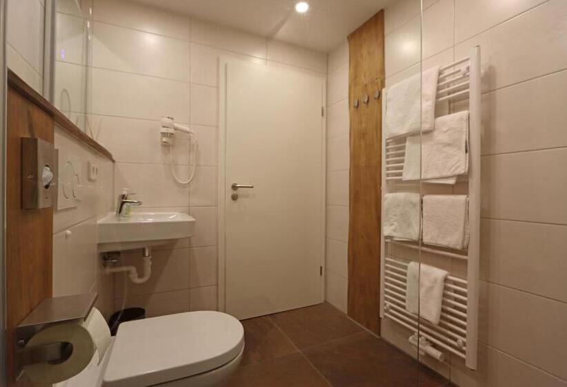 Quarto deluxe, Kreuz Höhengasthof