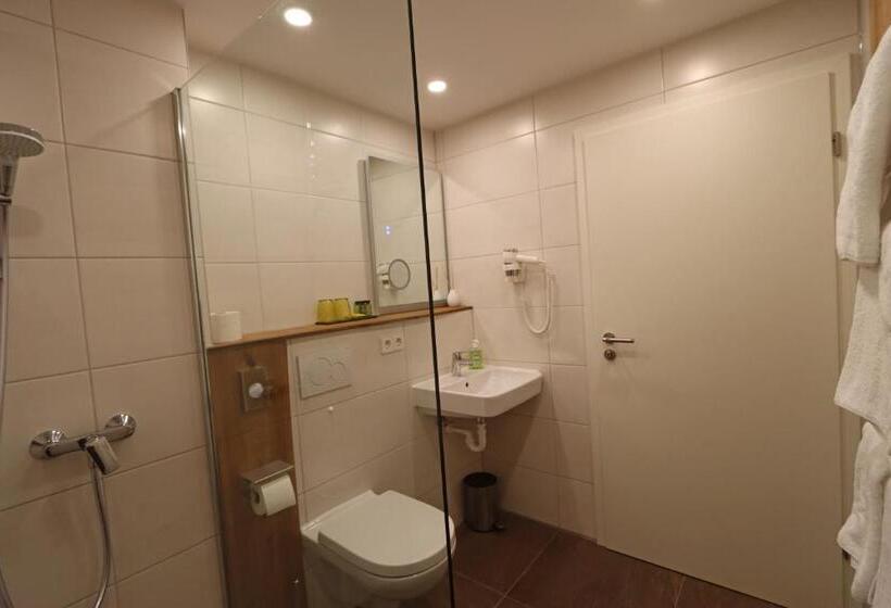Номер Deluxe с Балконом, Kreuz Höhengasthof