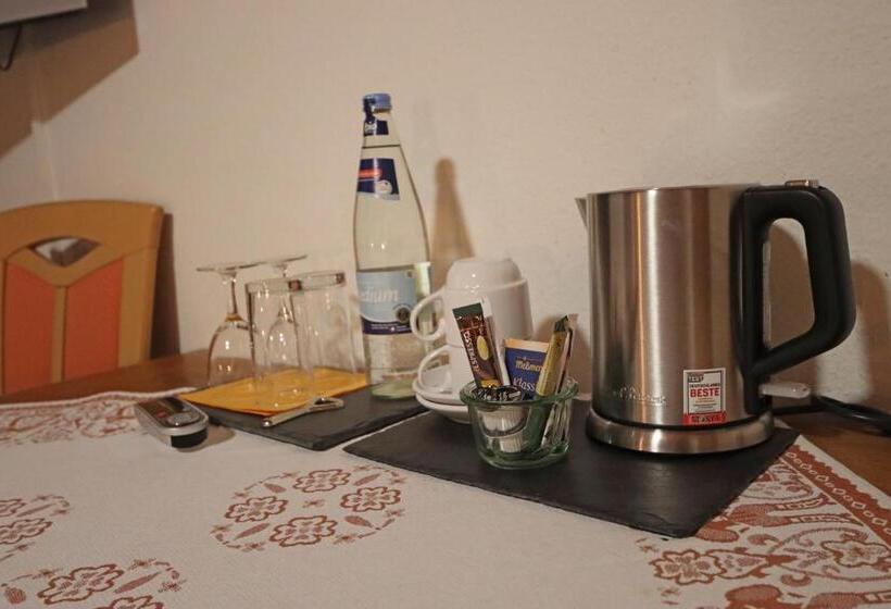 Quarto standard, Kreuz Höhengasthof