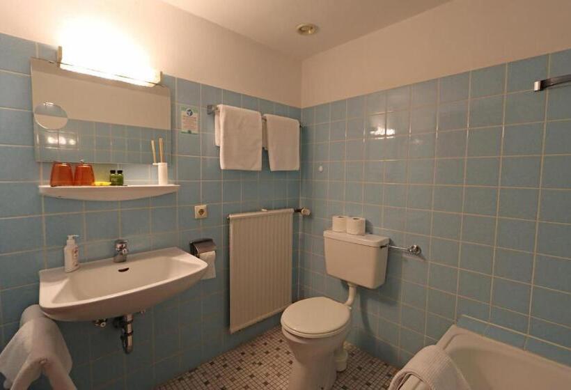 Quarto standard, Kreuz Höhengasthof